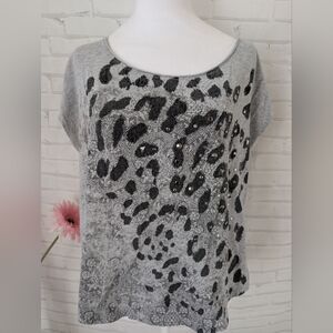 Rock & Republic Black and Gray Animal Print Women's Tee